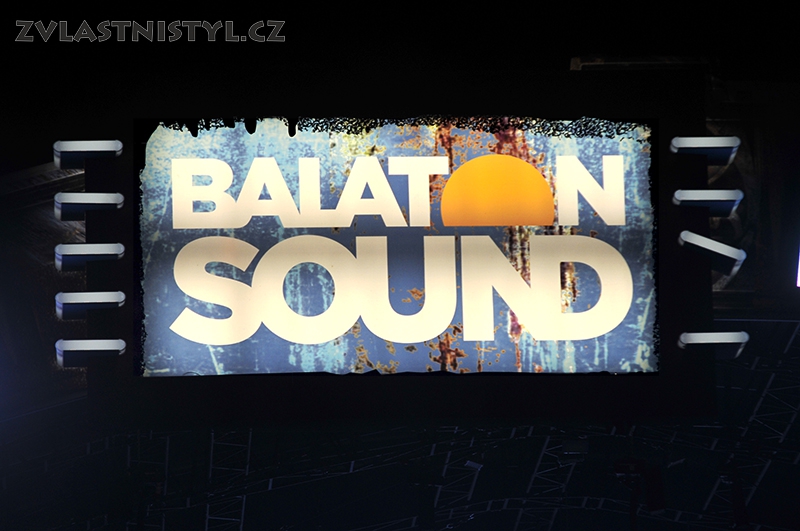 FOTO-REPORT: Druhý den na Balaton Sound aneb kopa slunce, spousta hudby a parádní show v podání Ty Dolla Sign nebo The Chainsmokers